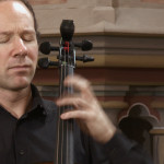 Cellist Reynard Rott auf Ricci Carbon Cello